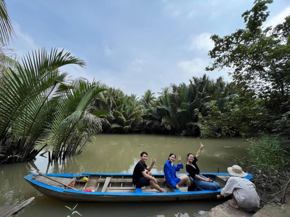 Phong Mo - Nha Mo Homestay Ben Tre Exterior foto